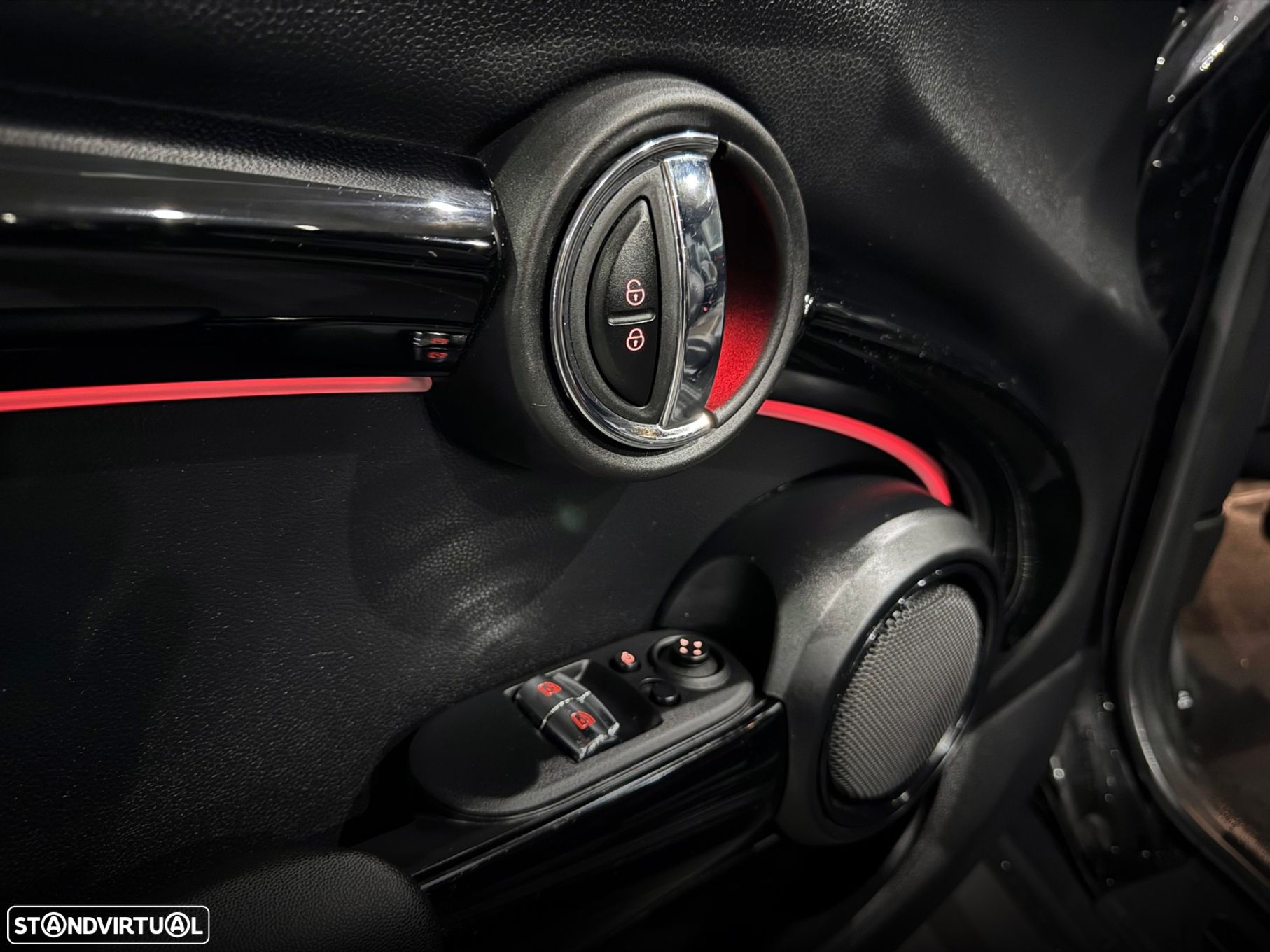 MINI 3 Portas Cooper SE Camden Edition - 17