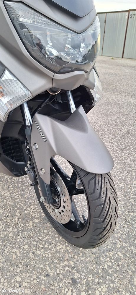 Yamaha NMAX - 23