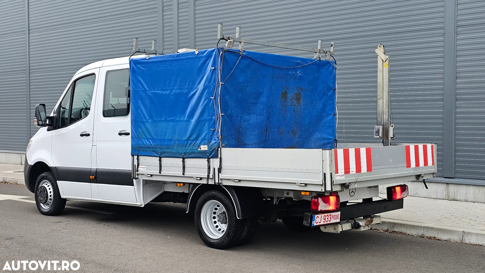 Mercedes-Benz Sprinter - 20