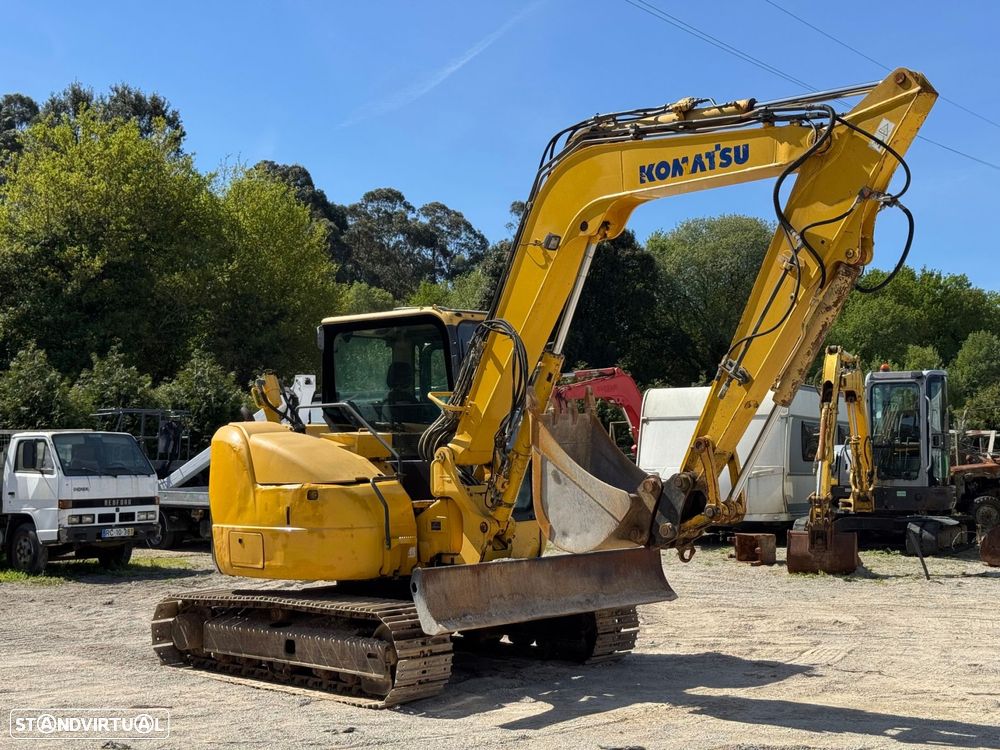 Komatsu PC88 PC88MR‑8 (Série MR – Minimum Radius) - 1