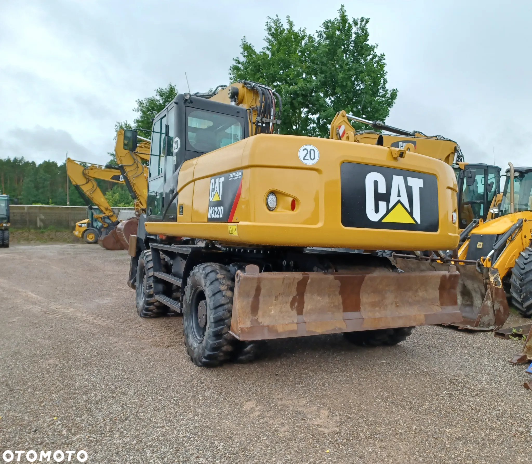 Caterpillar CAT M 322 D - 5