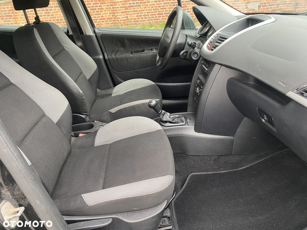 Peugeot 207 1.4 16V Sporty - 9