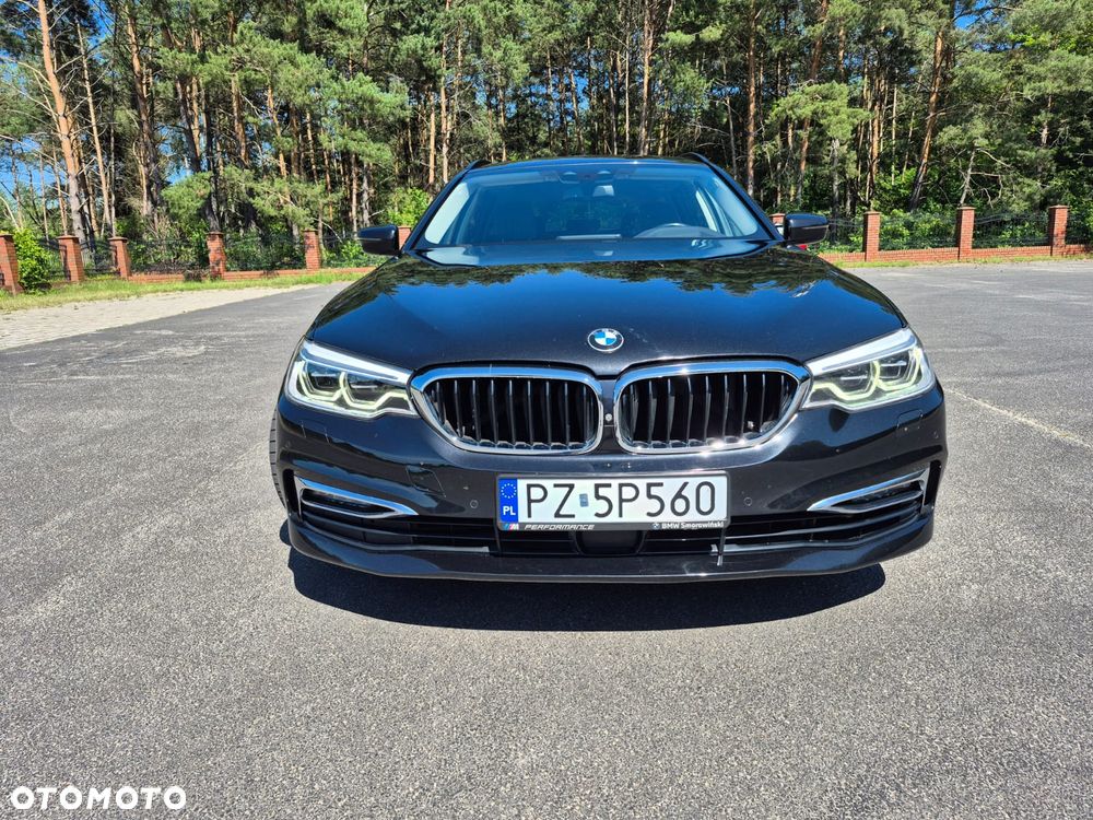 BMW Seria 5 540i xDrive GPF Luxury Line - 3