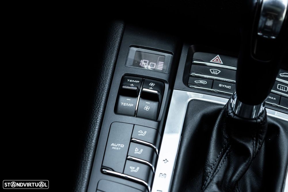Porsche Macan - 26