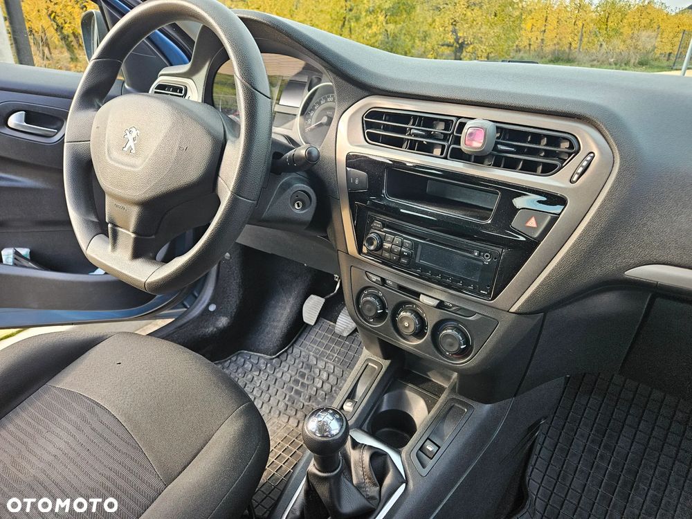 Peugeot 301 1.2 Pure Tech Active - 13