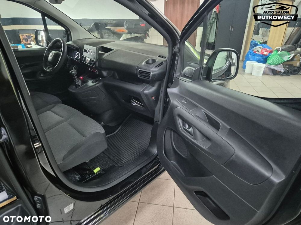 Toyota Proace City - 16
