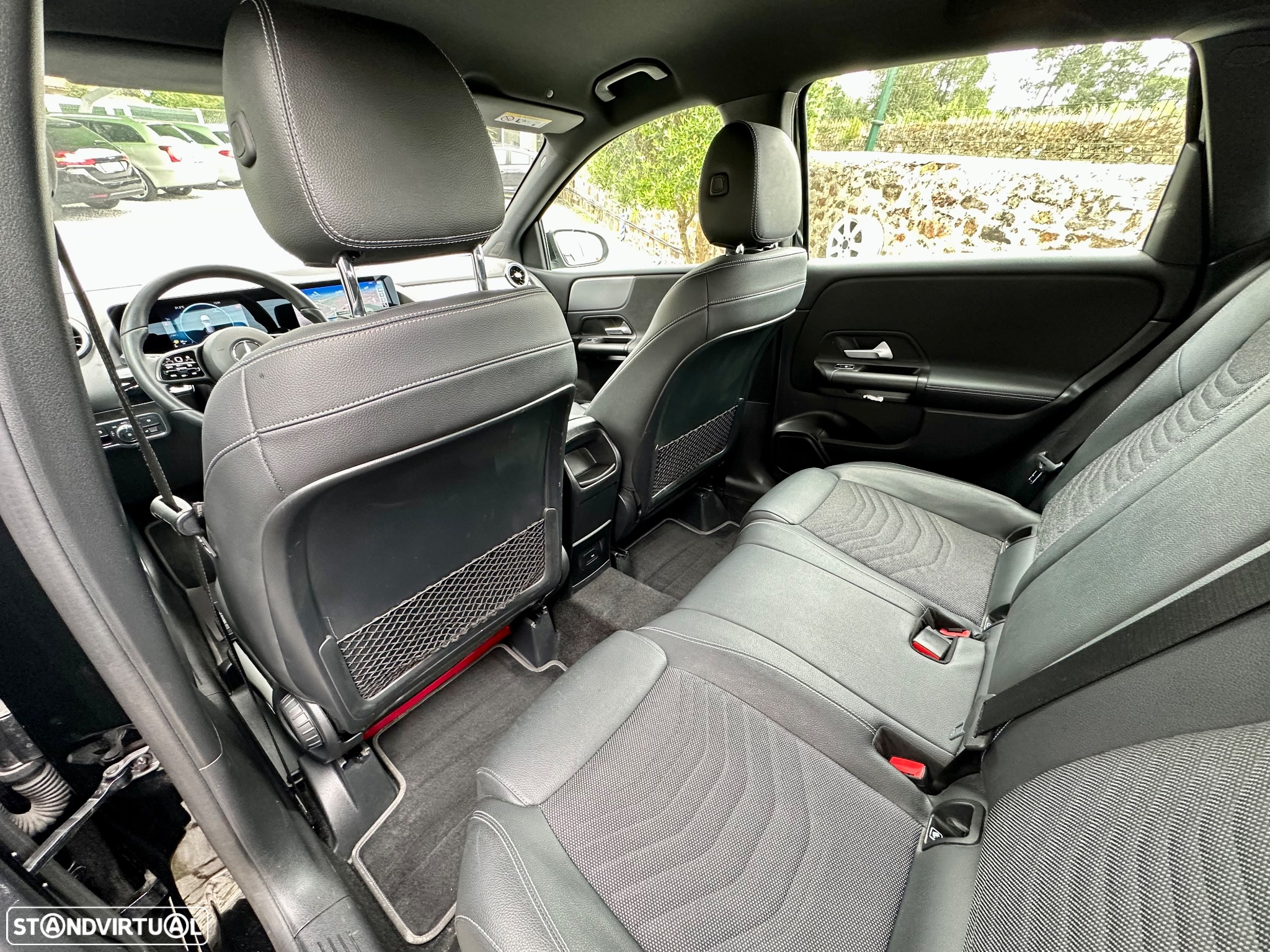 Mercedes-Benz B 180 d 7G-DCT Style - 48