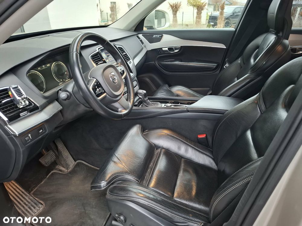 Volvo XC 90 D5 AWD Inscription - 9