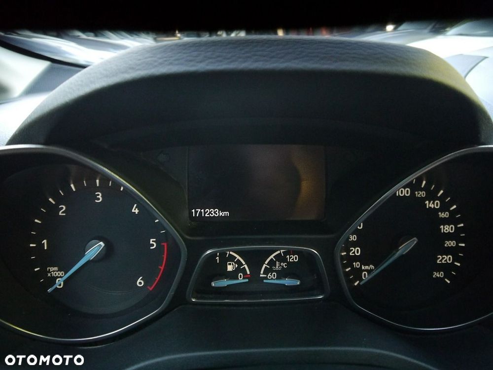 Ford C-MAX 2.0 TDCi Start-Stop-System Titanium - 23
