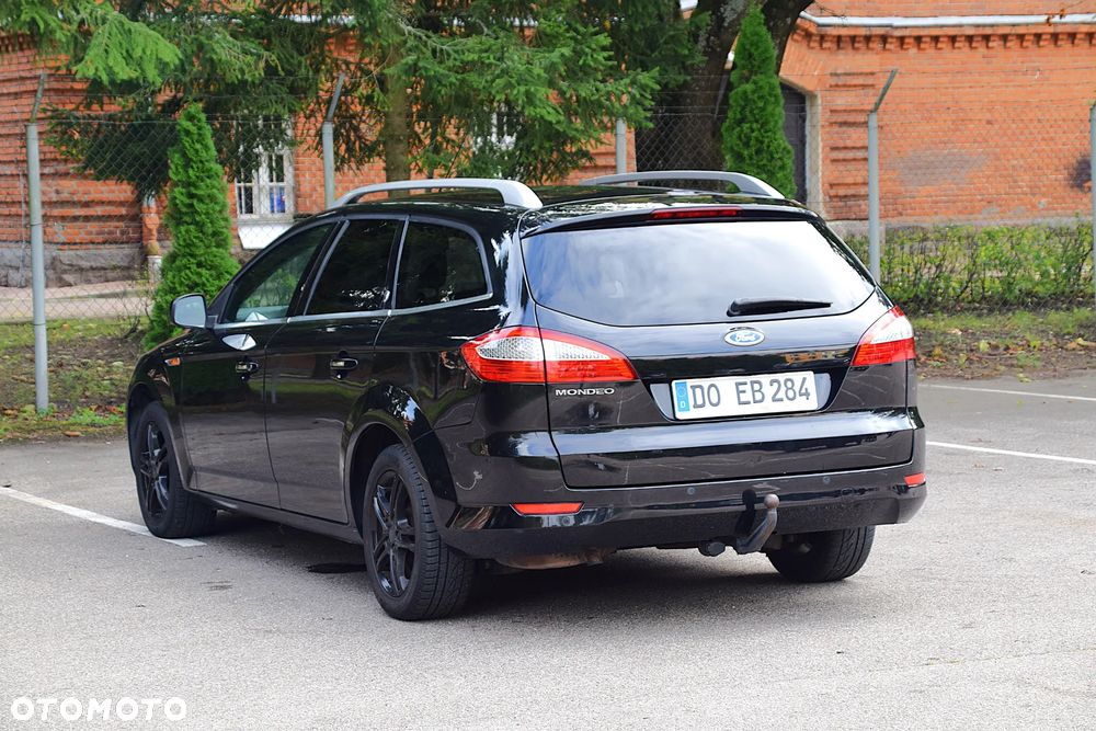 Ford Mondeo 2.0 Ghia X - 20