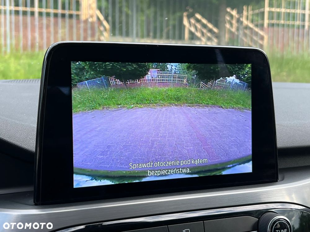 Ford Kuga 2.5P PHEV FWD Titanium X - 21