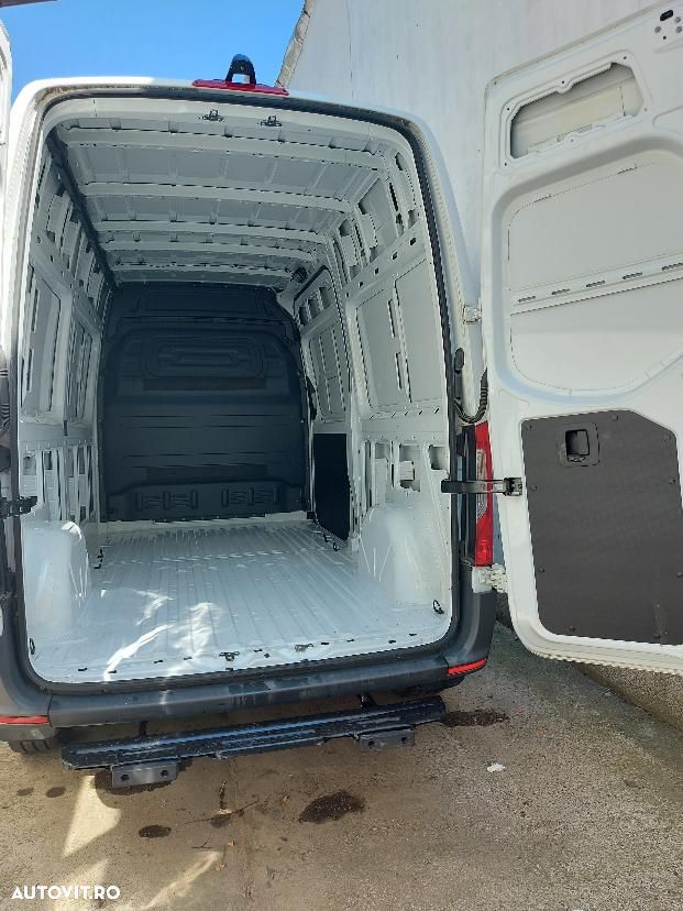 Mercedes-Benz SPRINTER L2H1 - 3