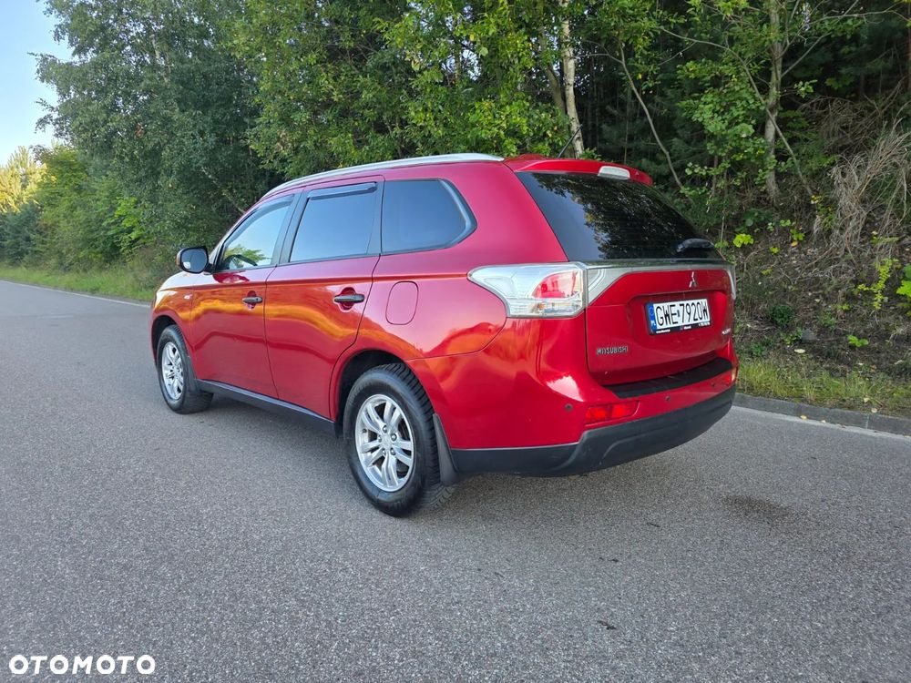 Mitsubishi Outlander 2.0 Intense + 2WD - 15