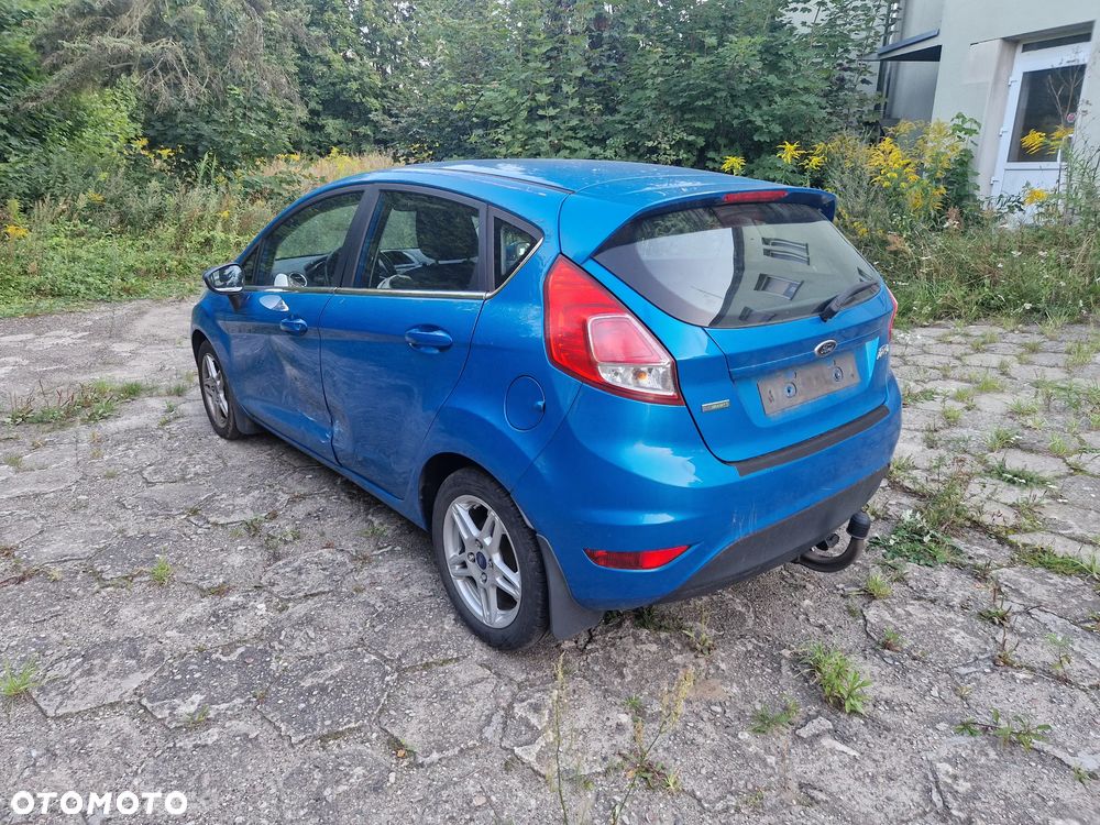 Ford Fiesta 1.0 EcoBoost Powershift Titanium - 5