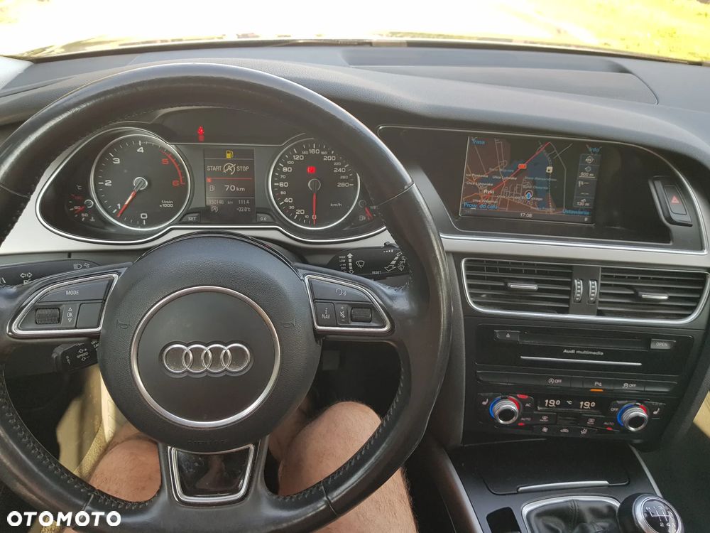 Audi A4 Avant 2.0 TDI DPF quattro Attraction - 29