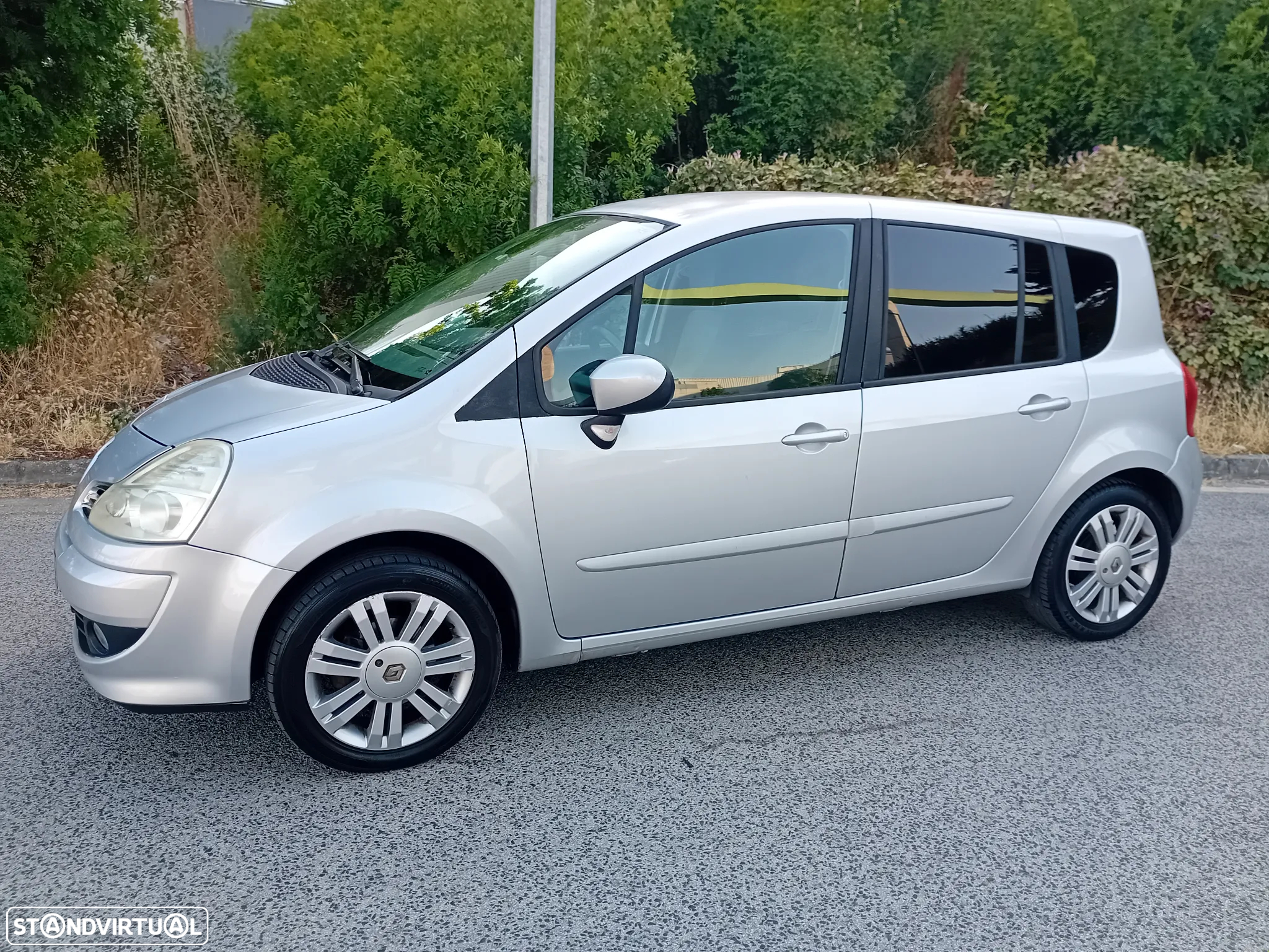Renault Modus 1.2 TCE Dynamique S - 2