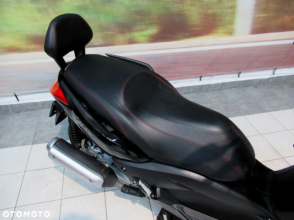 Yamaha X-max - 24