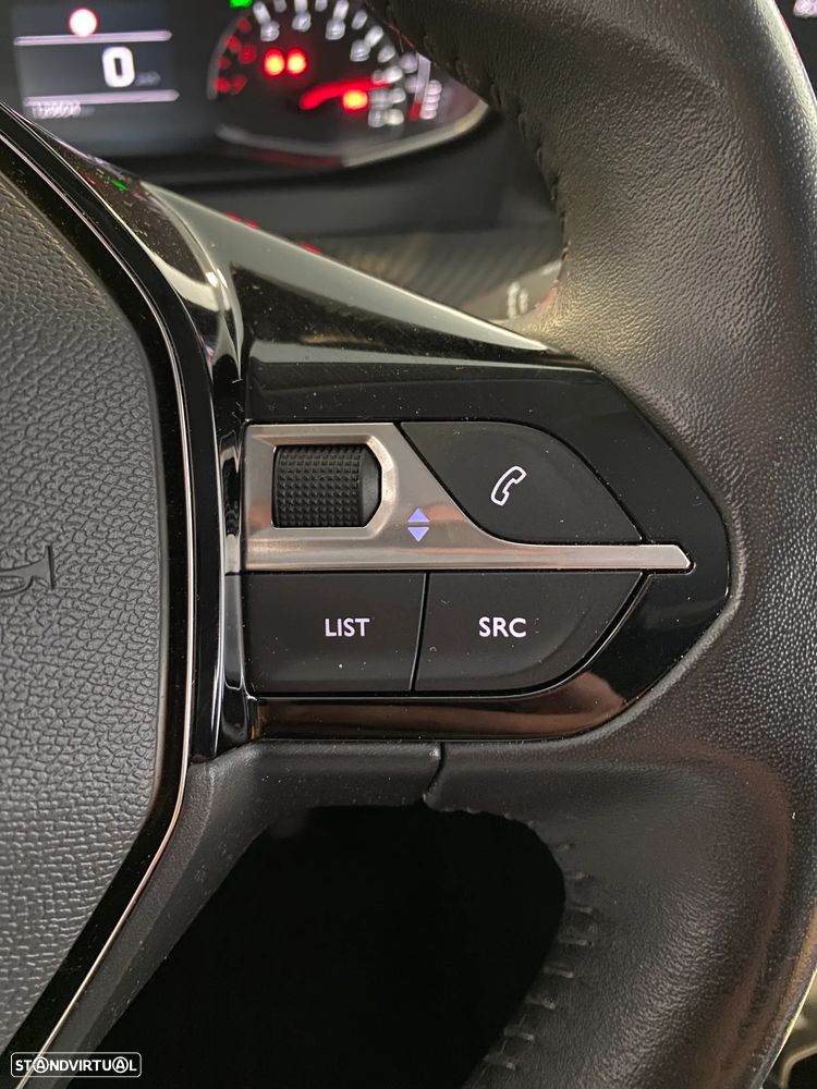 Peugeot 208 1.5 BlueHDi Allure Pack - 28
