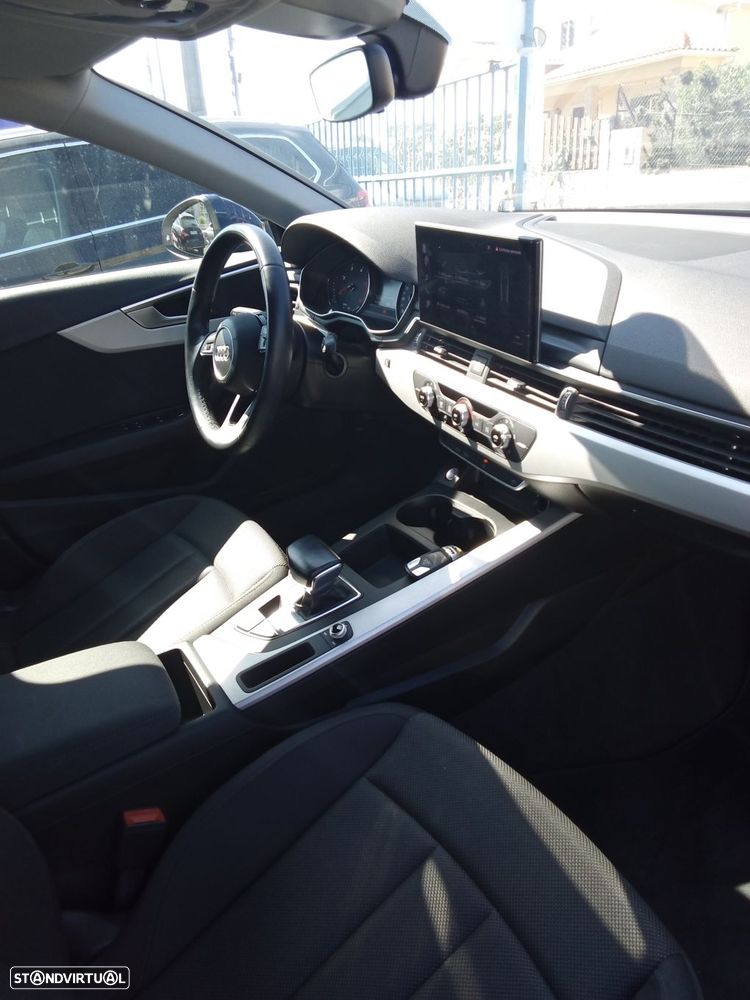 Audi A4 Avant 30 TDI Advanced S tronic - 12