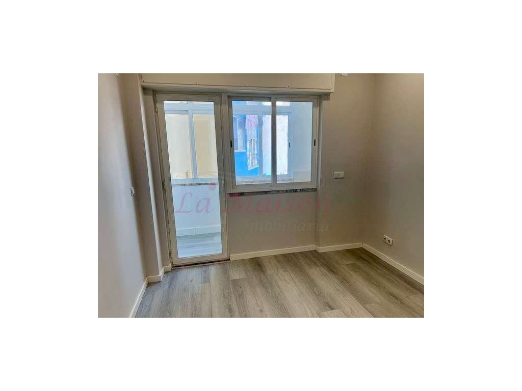 Apartamento T1 na Amadora - Grande imagem: 5/14