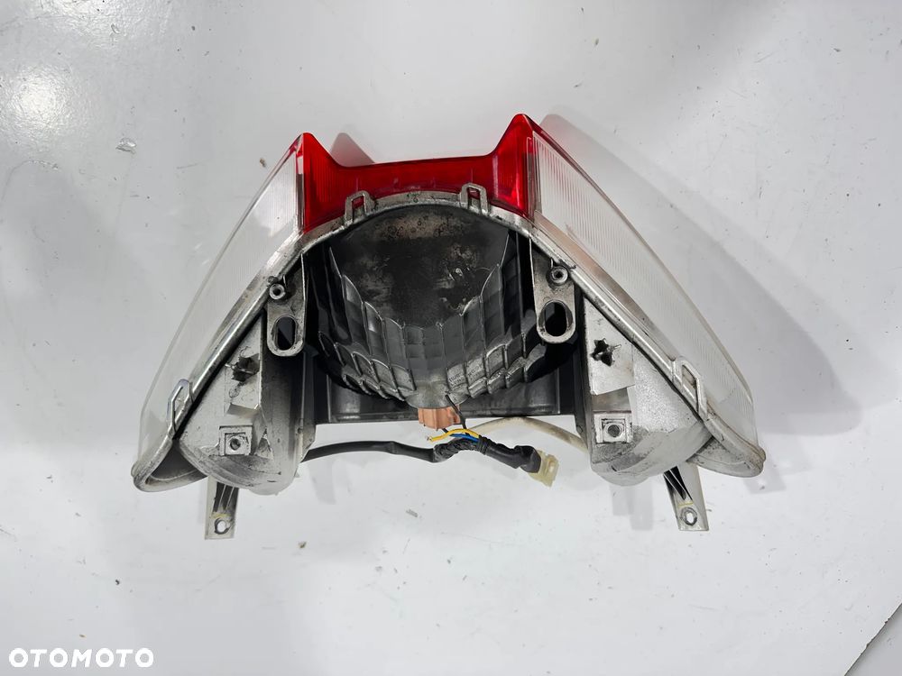 Lampa tył Yamaha T MAX T-MAX 500 06-13r. - 6