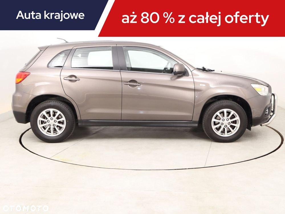 Mitsubishi ASX - 8