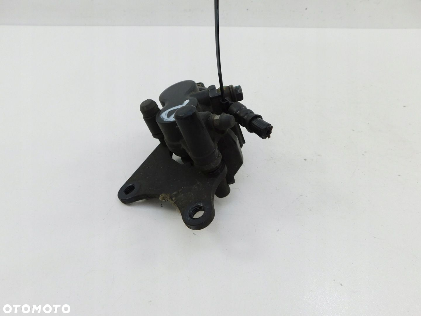 SKUTER ELEKTRYCZNY NIU ZACISK HAMULCA PRZÓD - 5