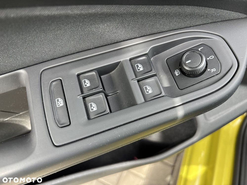 Volkswagen Golf - 19