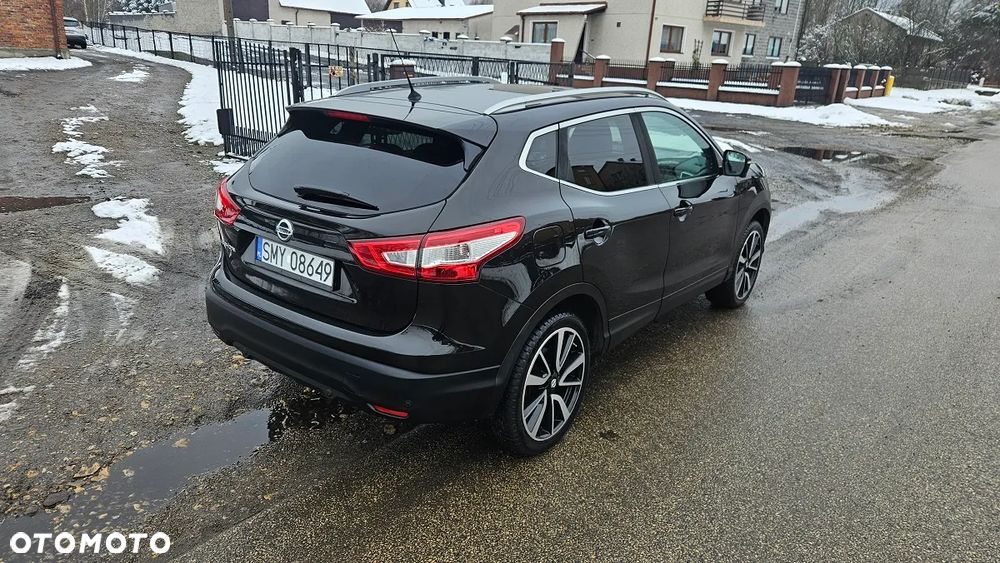 Nissan Qashqai 1.2 DIG-T TEKNA+ - 4