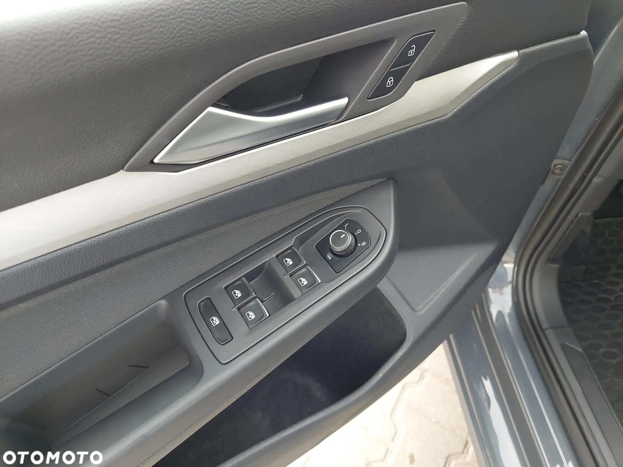 Volkswagen Golf VIII 1.5 TSI EVO Life - 10