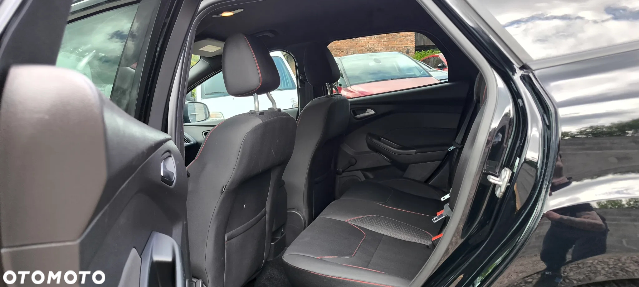 Ford Focus - 25