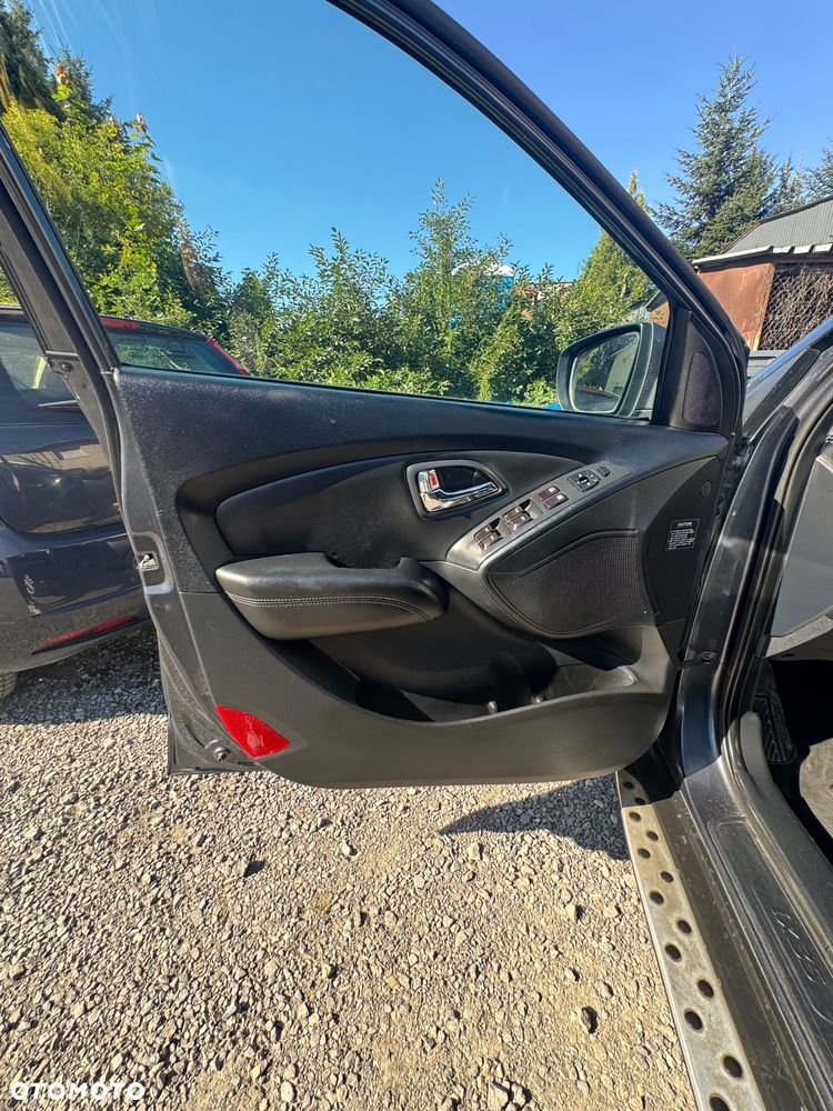 Hyundai ix35 2.0 CRDi 4WD Automatik Premium - 28