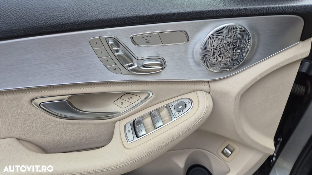 Mercedes-Benz C - 6