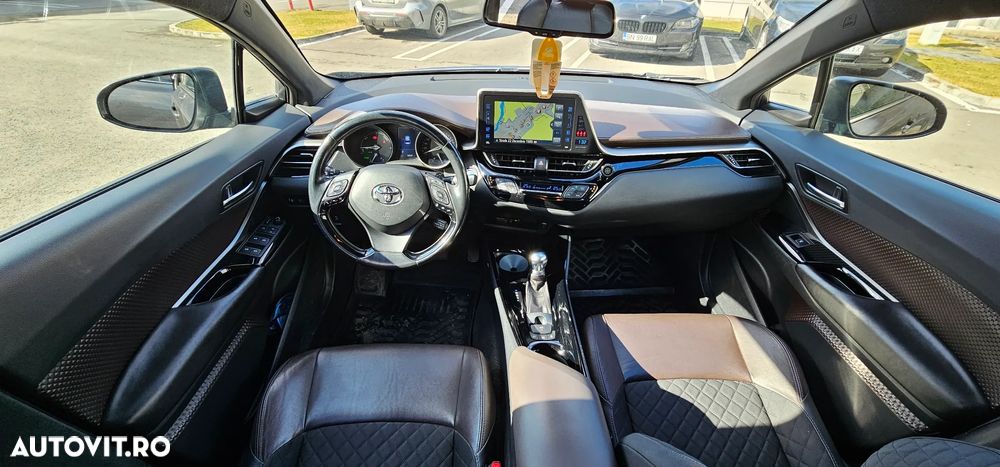 Toyota C-HR - 9