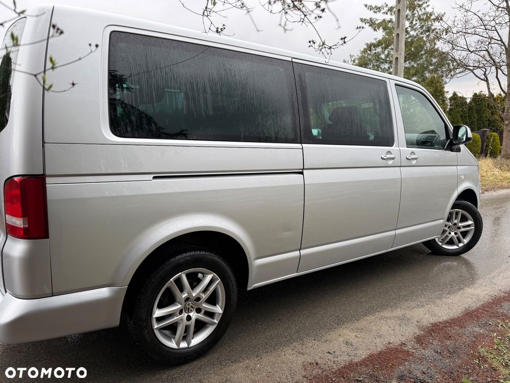 Volkswagen Caravelle - 4