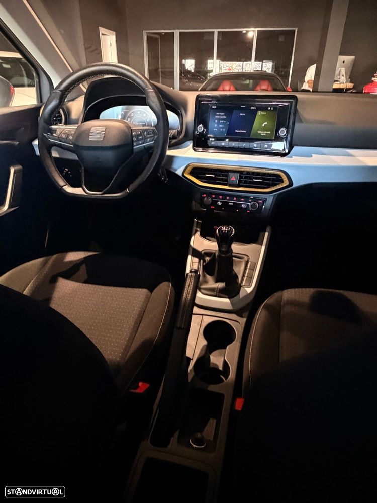 SEAT Arona 1.0 TSI Style — fotografia 41