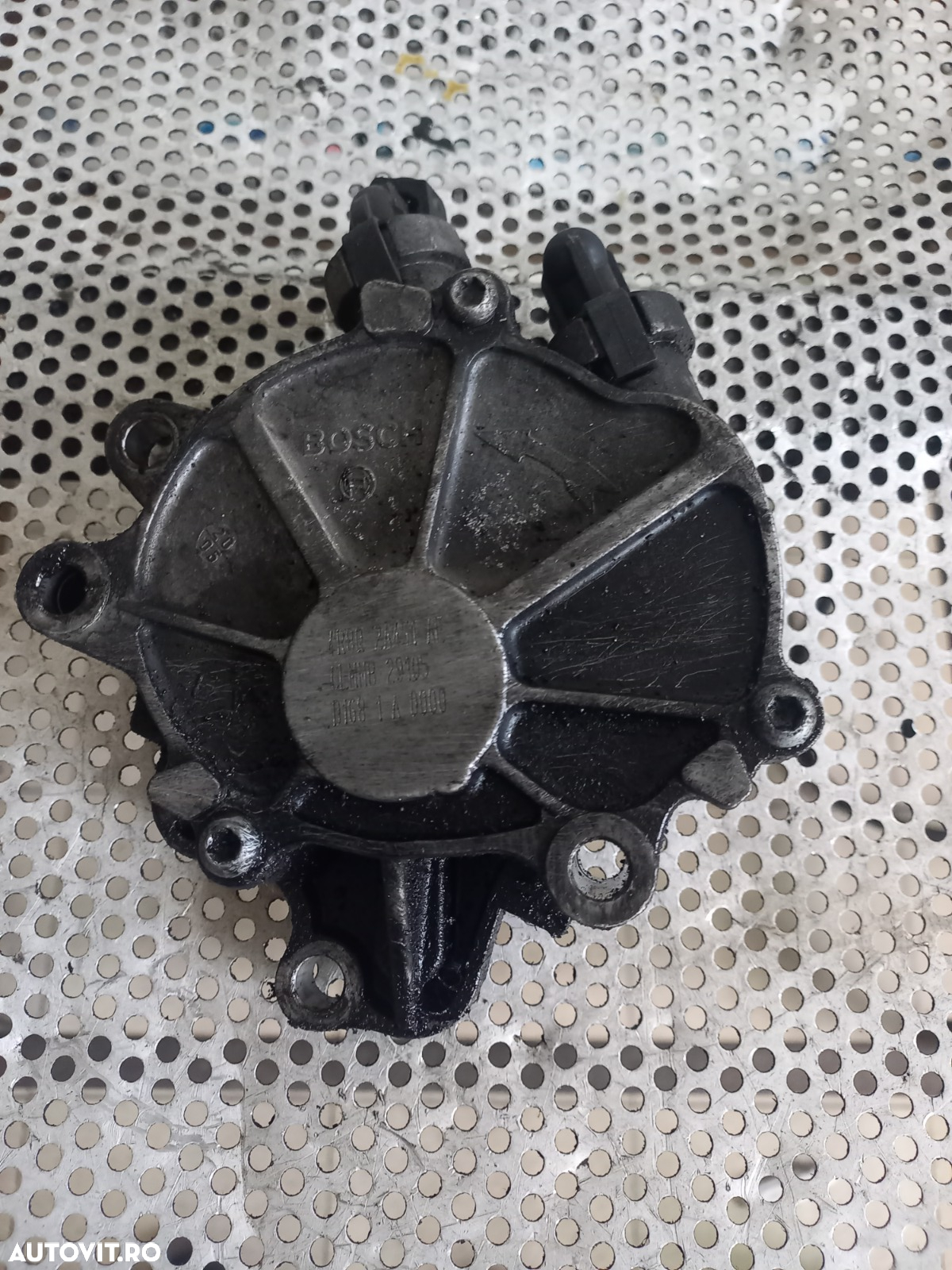 Pompa Vacuum Land Rover Range Rover Sport L320 Discovery 3 2.7 Tdv6 Motor 276DT Cod 4R8Q-2A451-AE D - 3