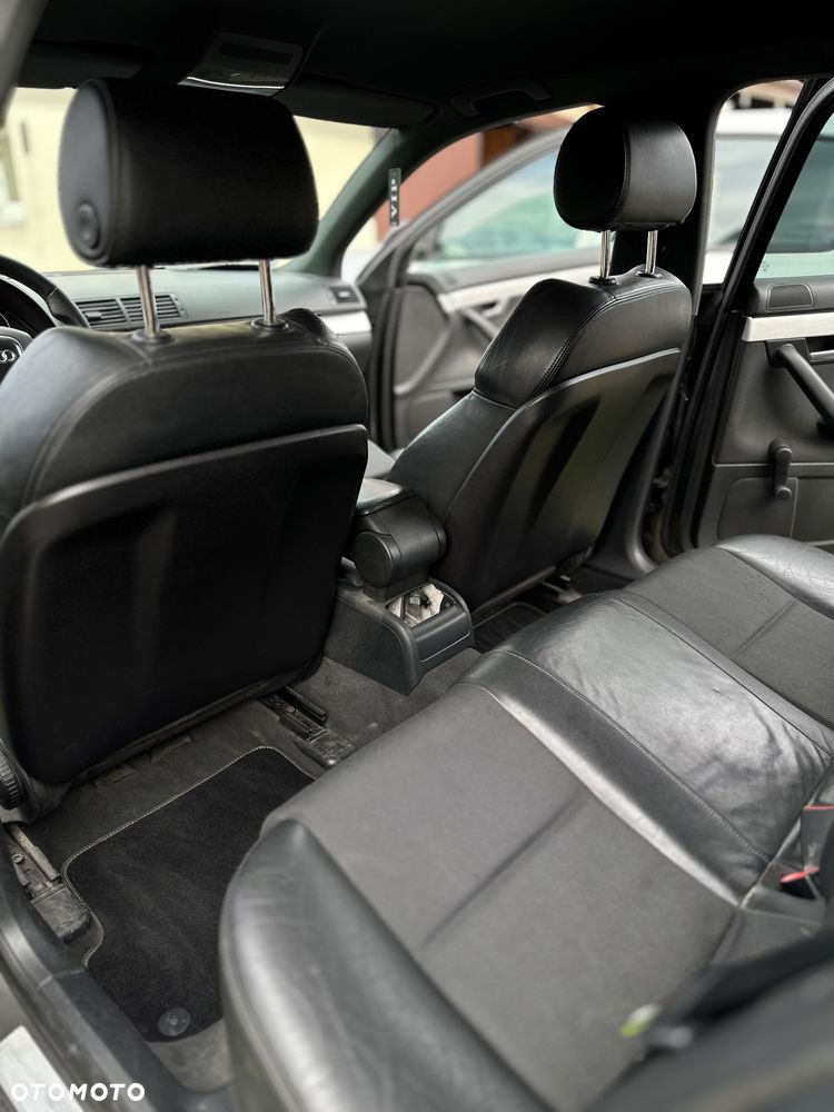 Audi A4 Avant 2.0 TDI - 12