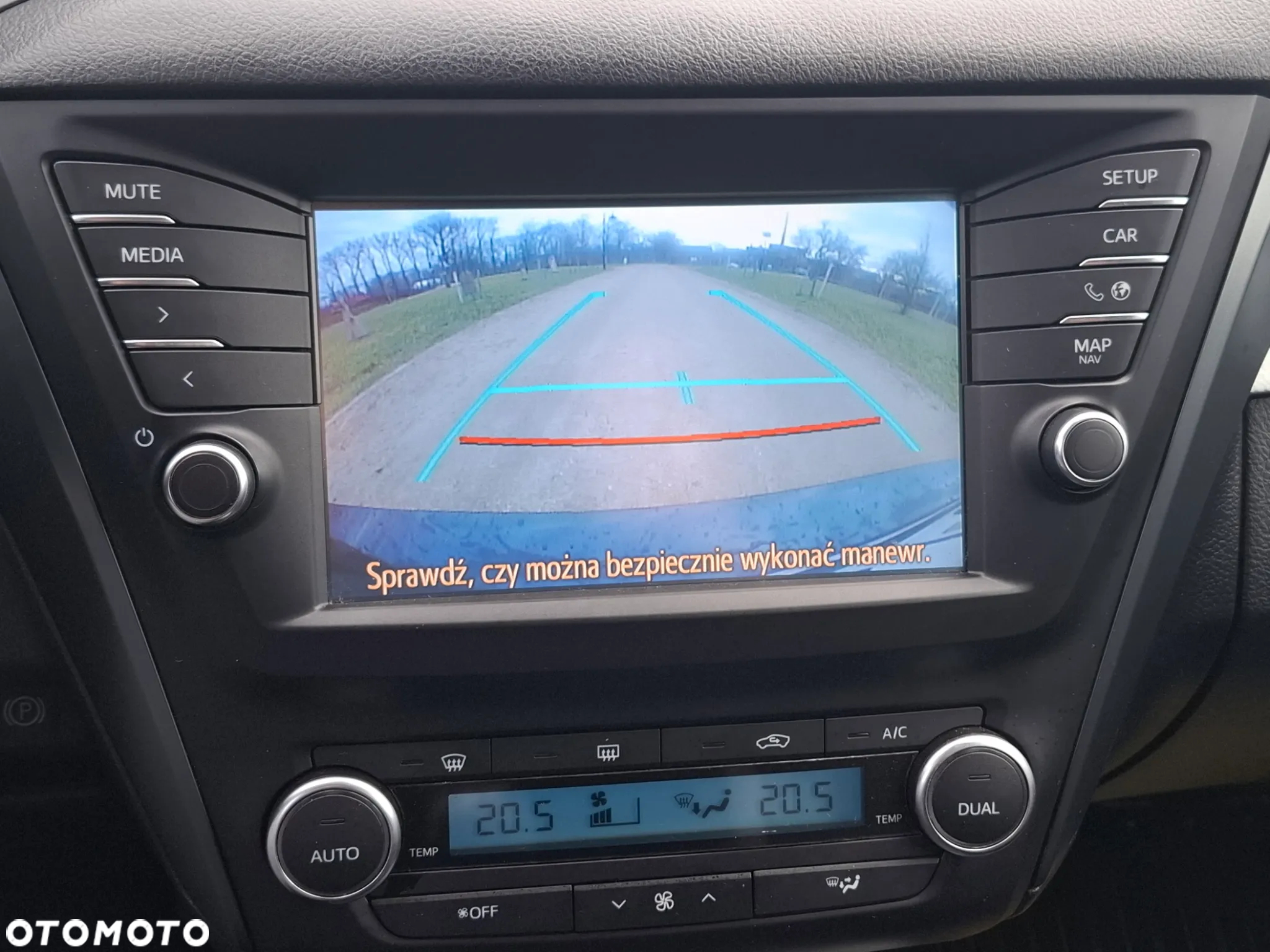 Toyota Avensis 2.0 D-4D Prestige - 17