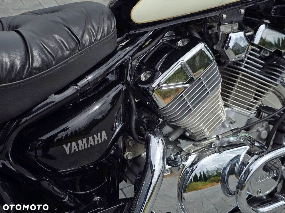 Yamaha XV - 28