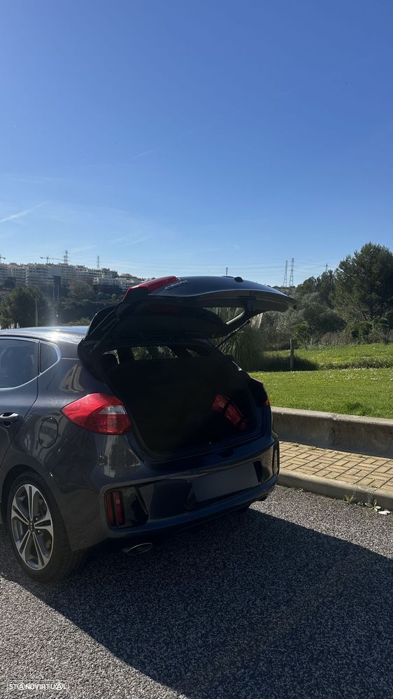 Kia Ceed 1.6 CRDi GT Line - 3