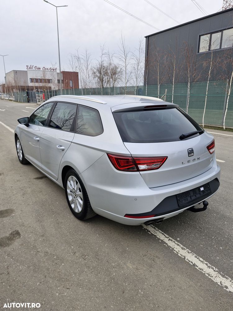 Seat Leon 2.0 TDI DPF Start&Stop DSG FR - 4