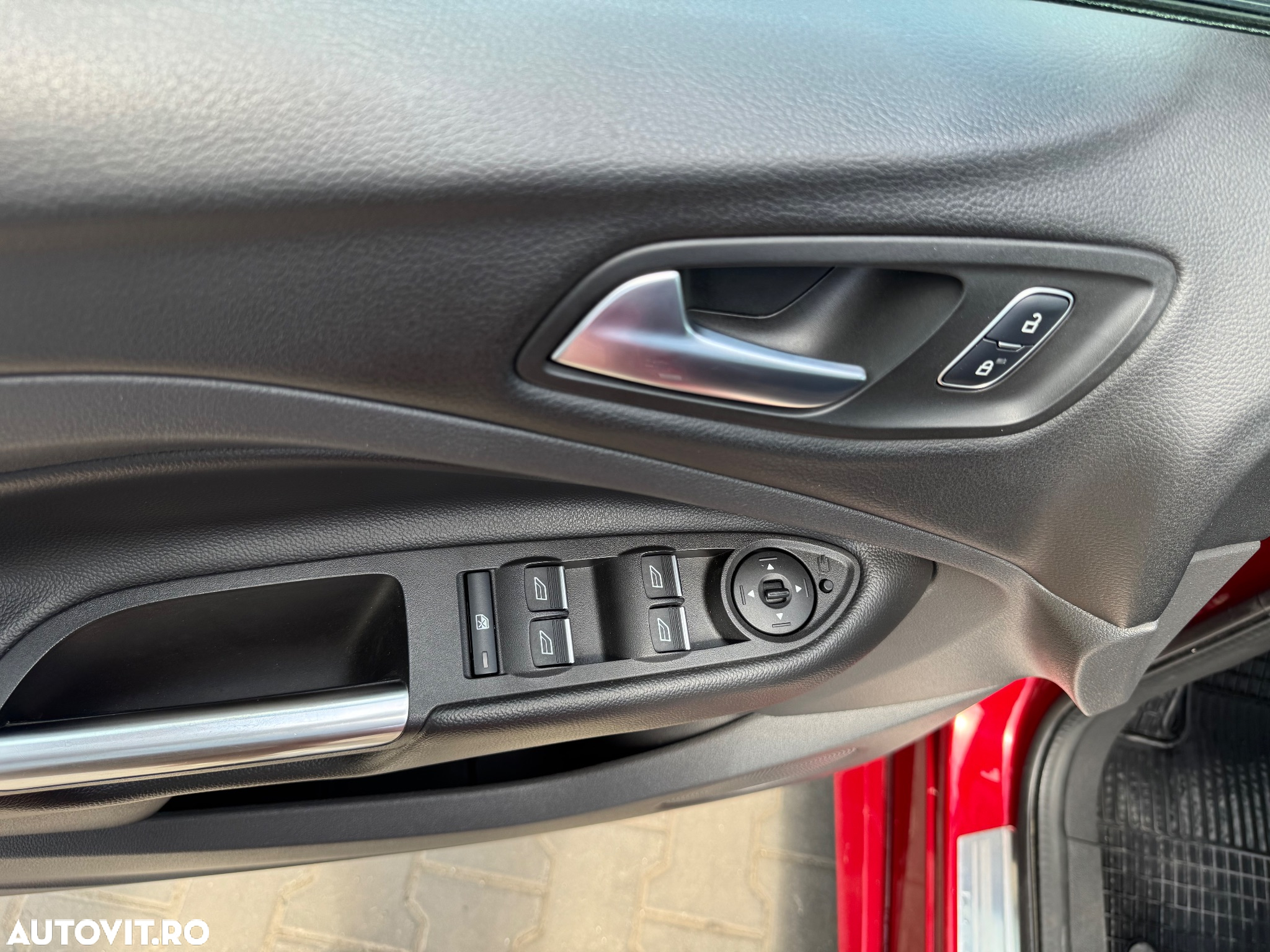 Ford Kuga 2.0 TDCi 4WD Powershift ST-Line - 23