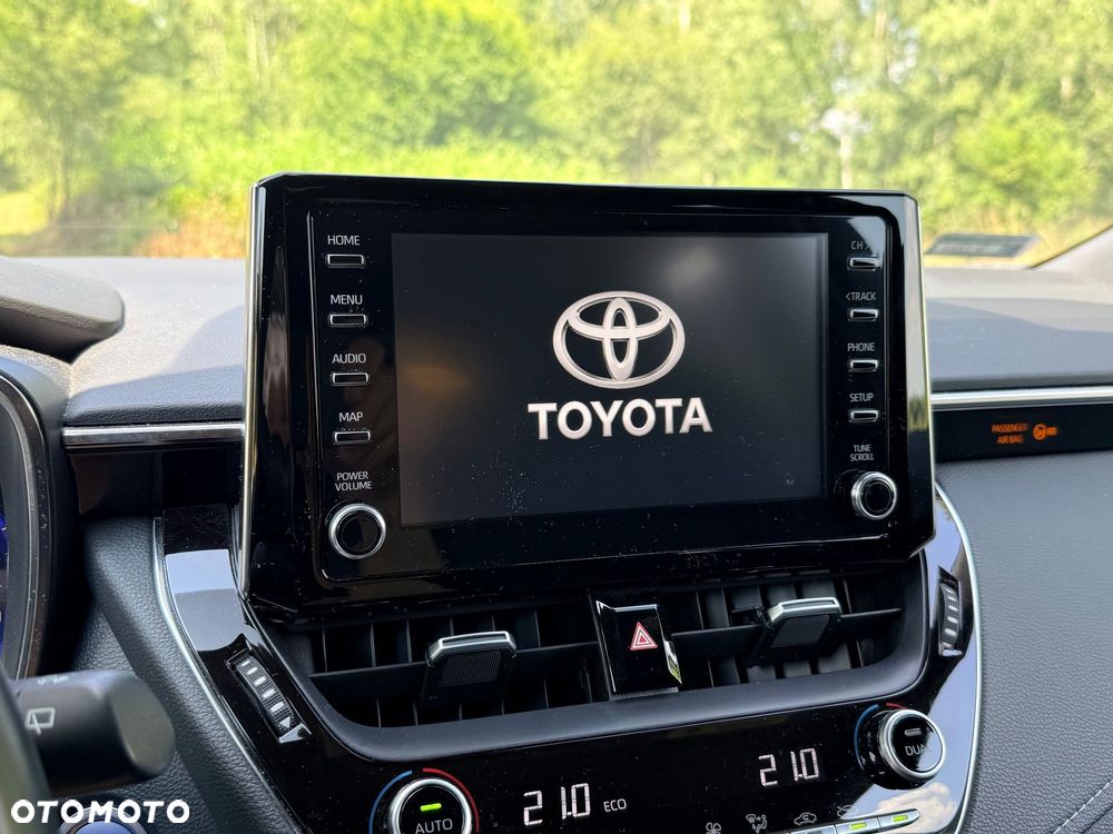 Toyota Corolla 1.8 Hybrid Comfort - 23