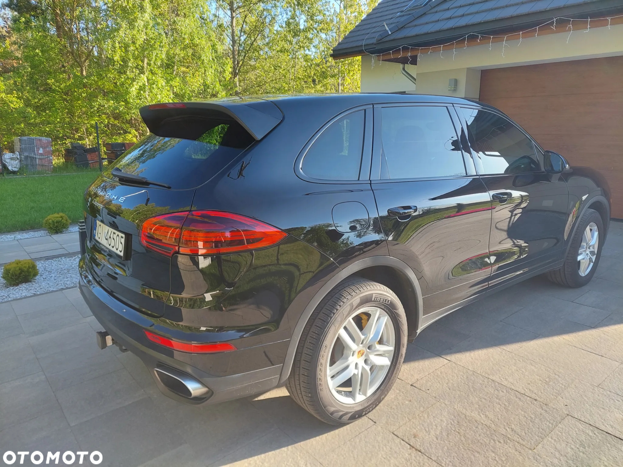 Porsche Cayenne - 4