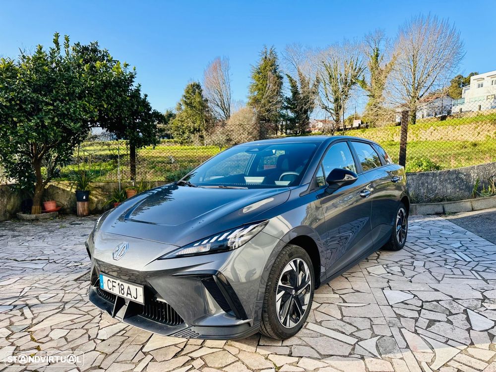 MG MG4 51 kWh Standard - 11