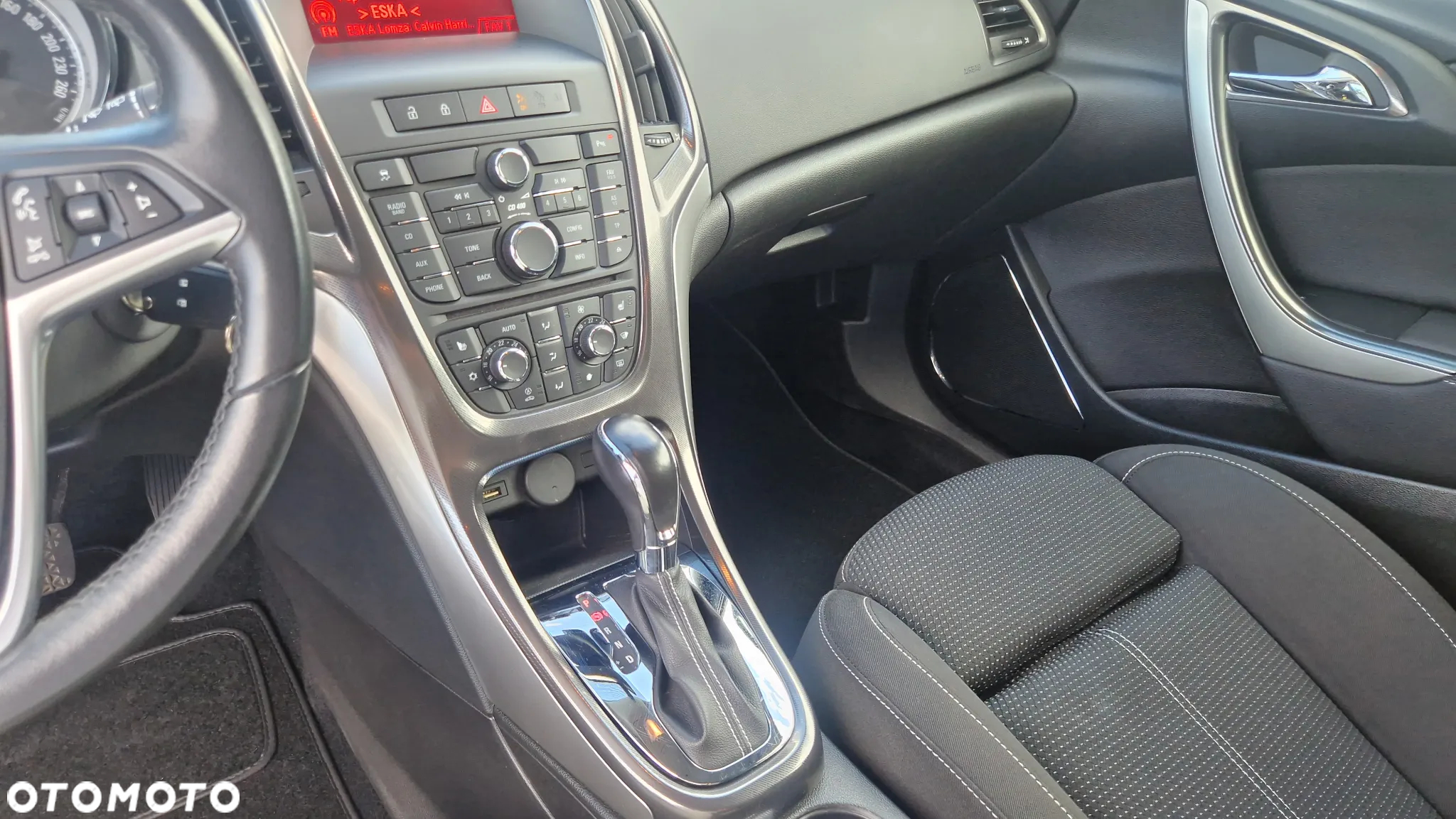 Opel Astra 1.6 Automatik Cosmo - 9