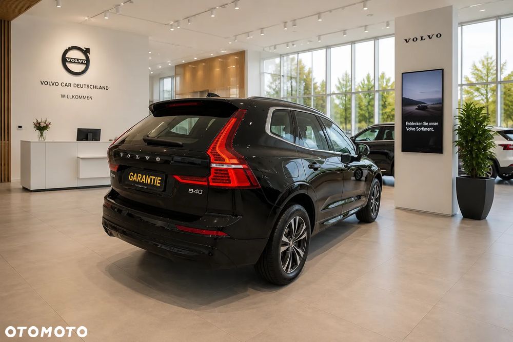 Volvo XC 60 B4 D AWD Geartronic Momentum Pro - 3