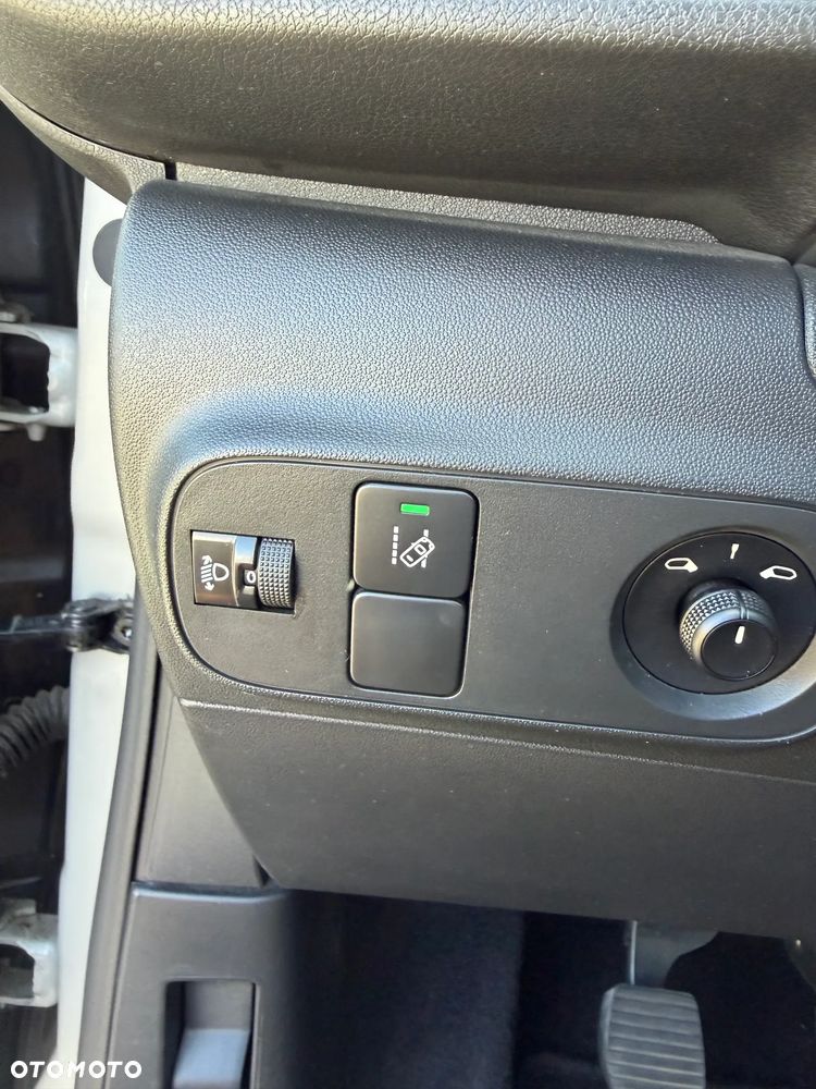 Citroën C3 1.2 PureTech Shine - 15
