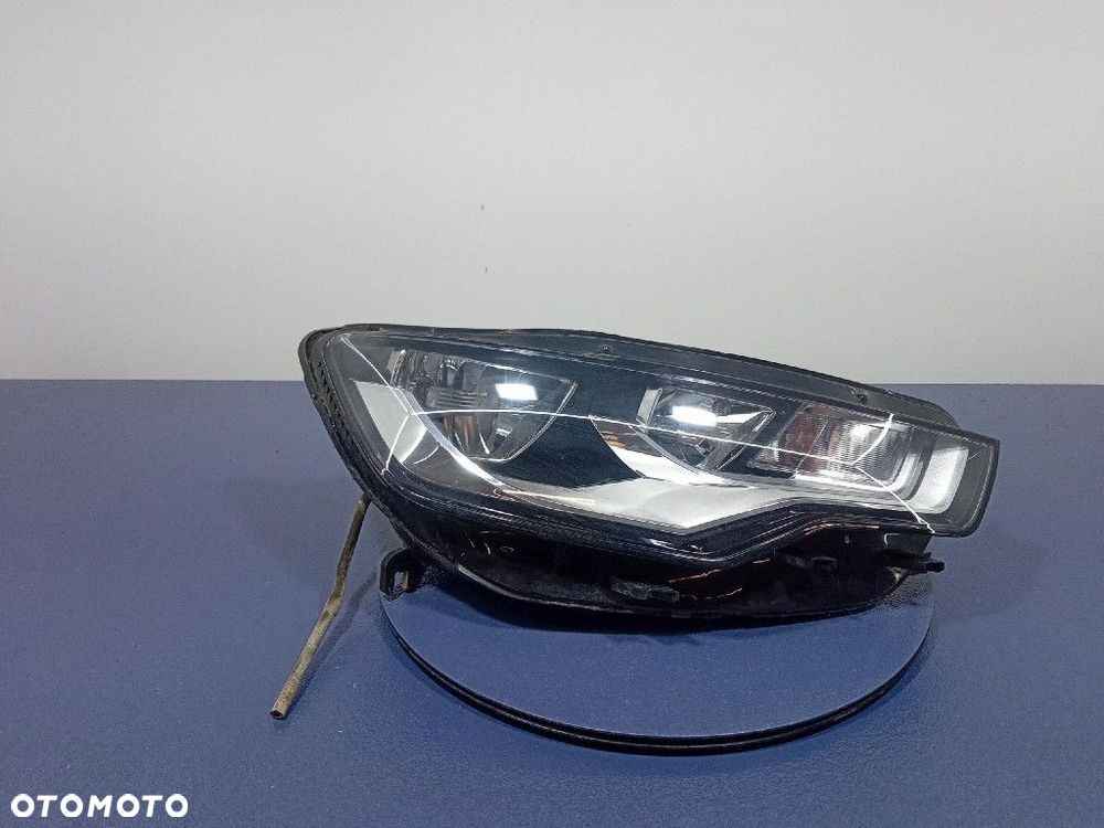 AUDI A6 C7 REFLEKTOR PRAWY PRZÓD LAMPA PRZEDNIA EU - 1